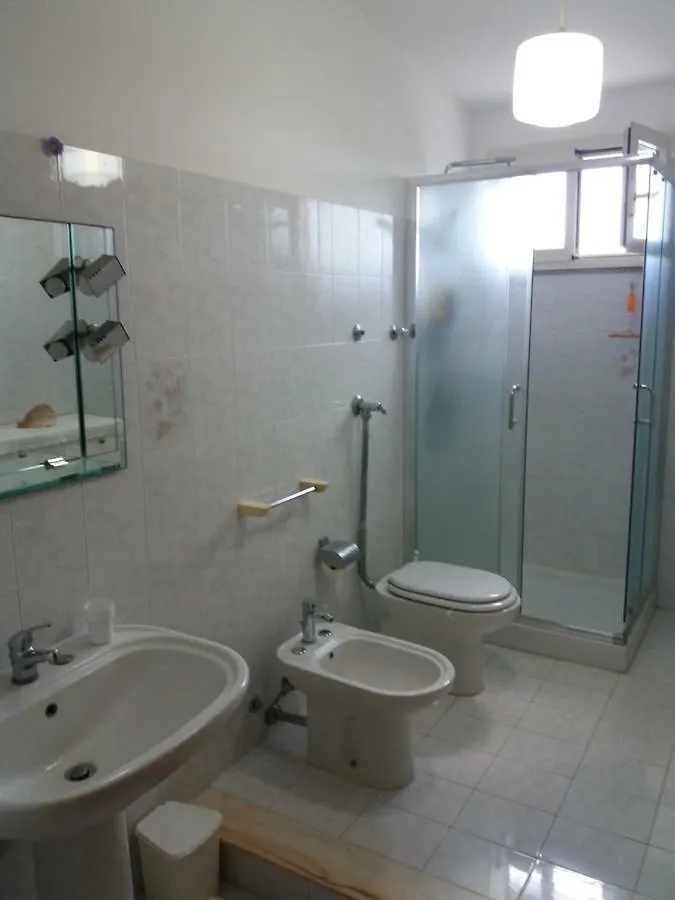 דירות מזרה דל ואלו Casa Anna In Riva Al Mare איטליה