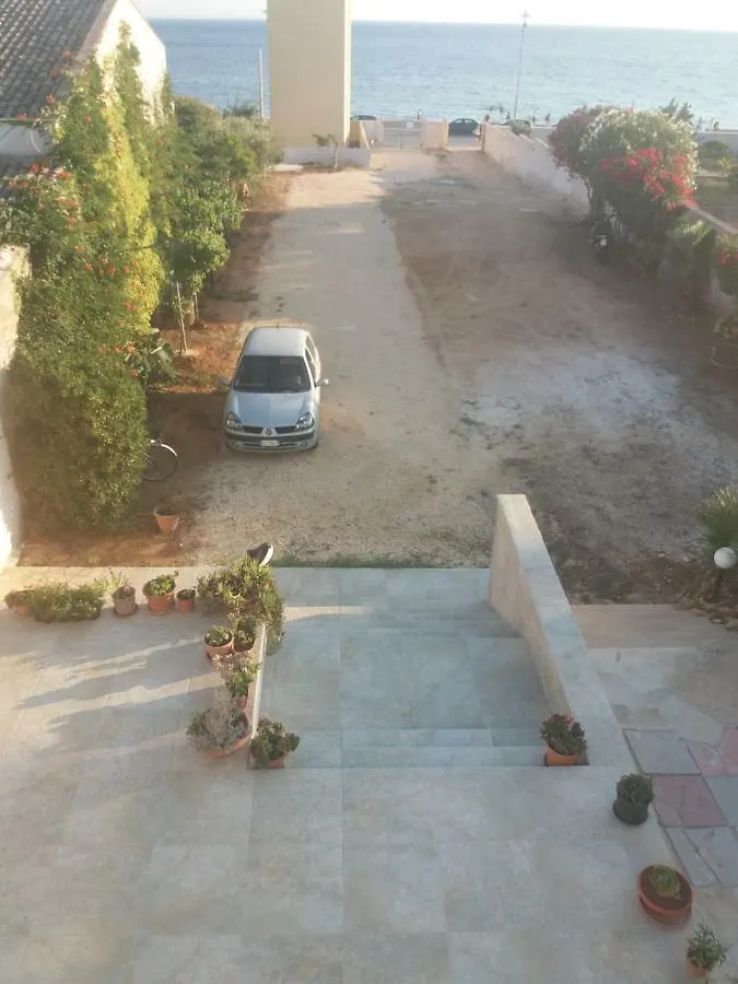דירות מזרה דל ואלו Casa Anna In Riva Al Mare