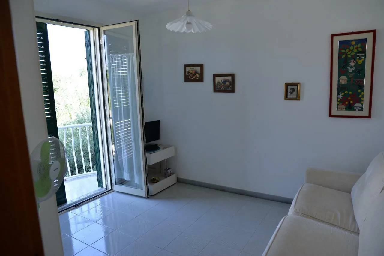 דירות מזרה דל ואלו Casa Anna In Riva Al Mare